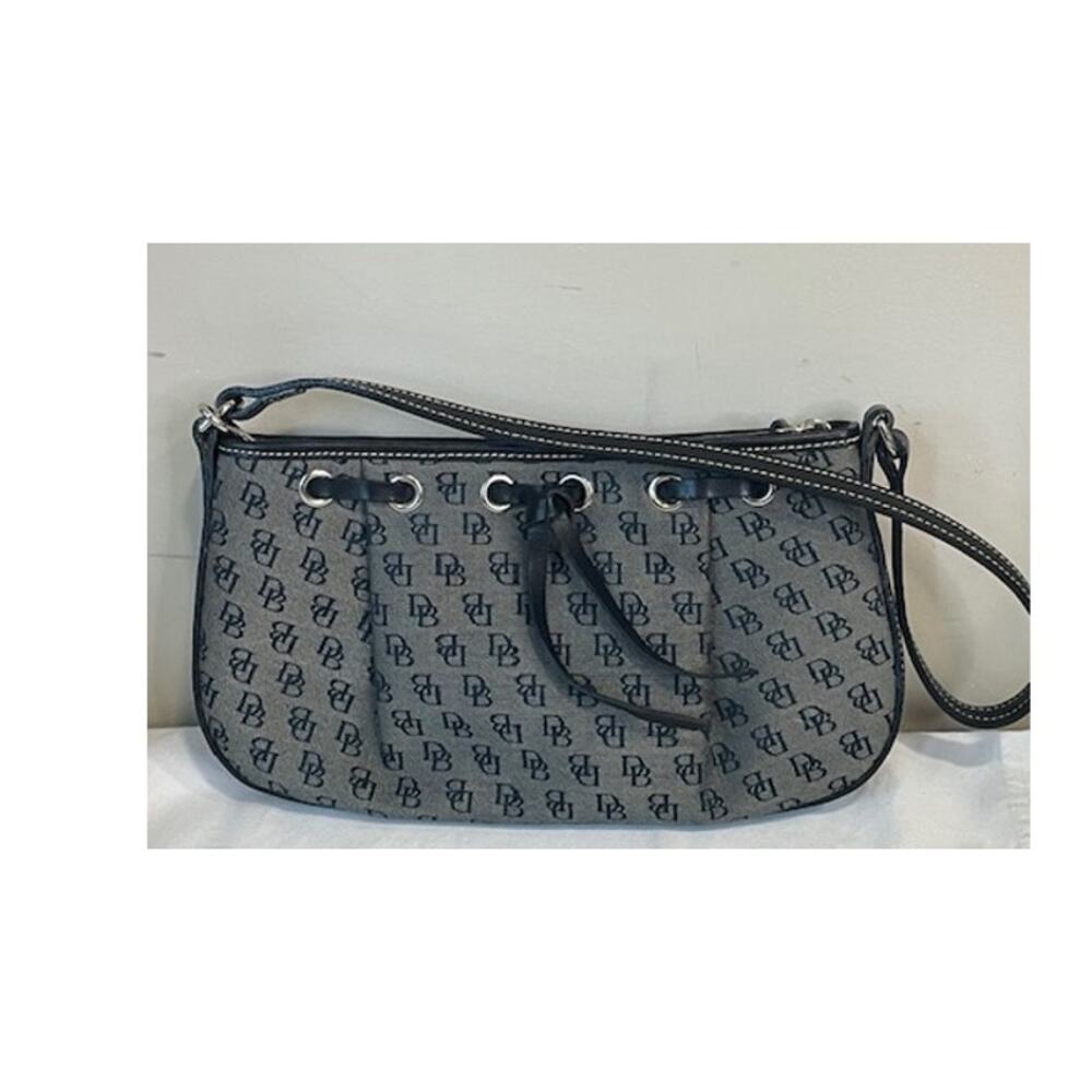 Vintage Dooney & Bourke Tassel Top Zip Handbag Women's Black Gray Canvas Petite